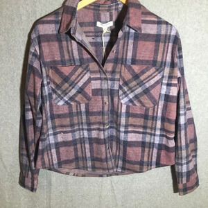 Womens NWT Beachlunchlounge Shacket Purple Plum Cropped Plaid Casual Winter